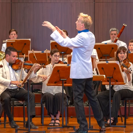 Alasdair conducting the Festival Orchestra